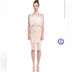 The Bar 'Louis' White/Blanc Sheer Skirt Size 6 - Runs small